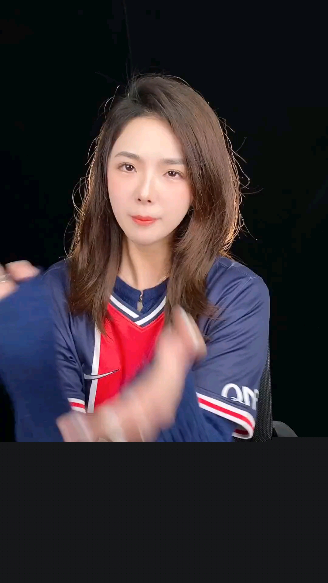 军然而